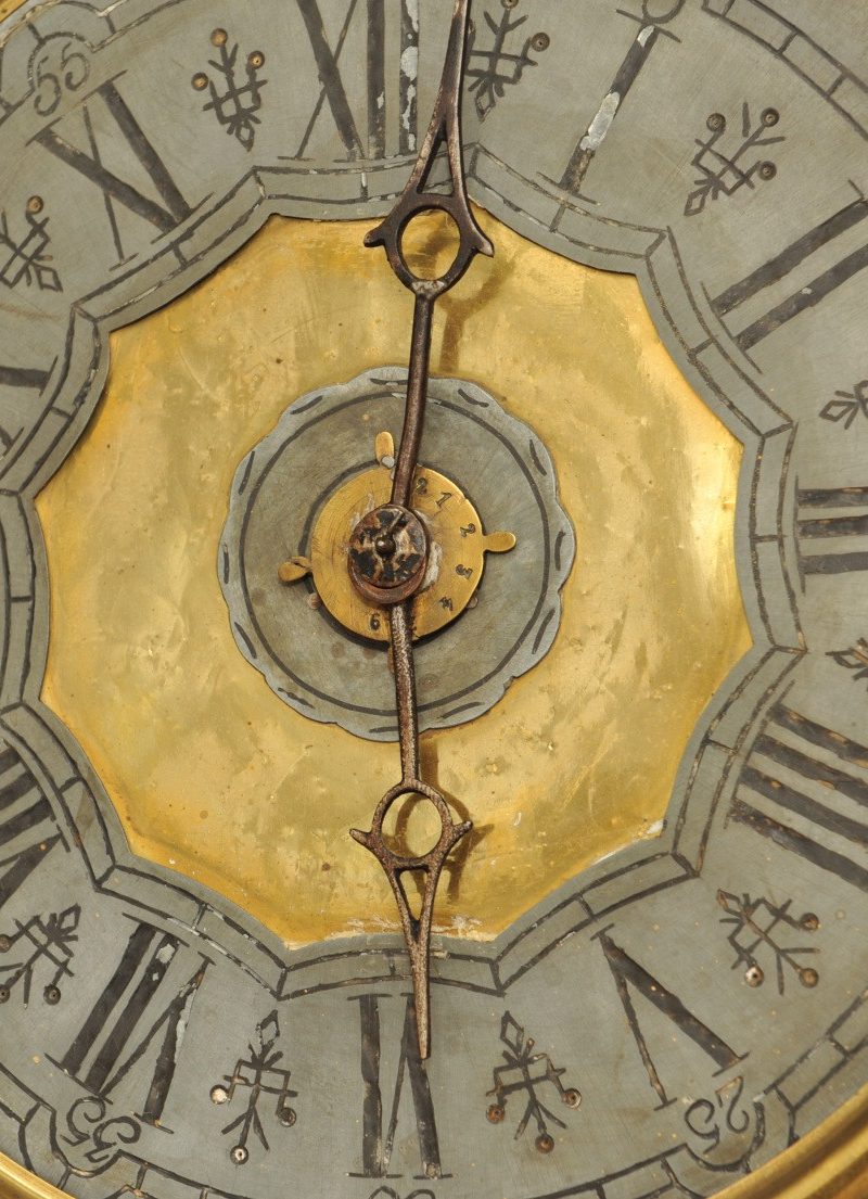 Bodenstanduhr Barock Eiche mit reichem Schnitzdekor