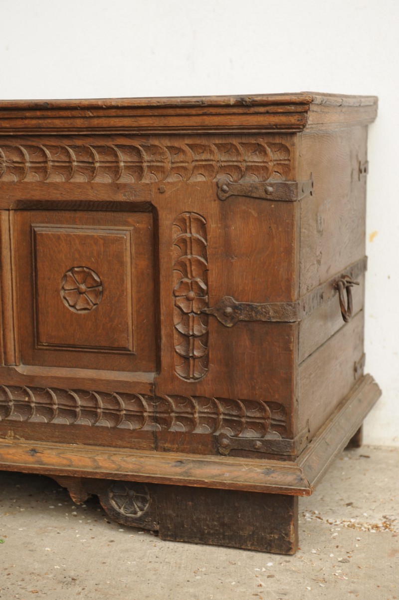 Truhe Eiche 17. Jahrhundert - Antik im Hof