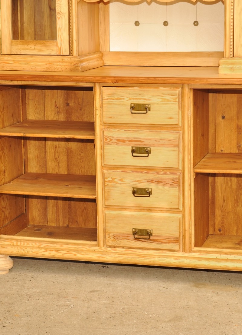 Großes antikes Küchenbuffet - Antik im Hof - antiker Küchenschrank