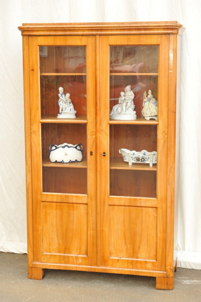 Biedermeier_Vitrine_Ruester_2638