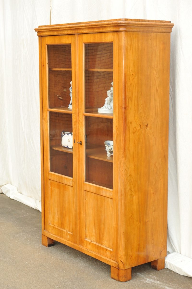 Biedermeier_Vitrine_Ruester_2638