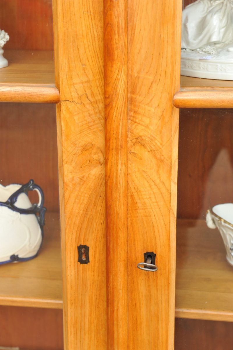 Biedermeier Vitrine Rüster - Antik im Hof - antike Vitrine, Biedermeier