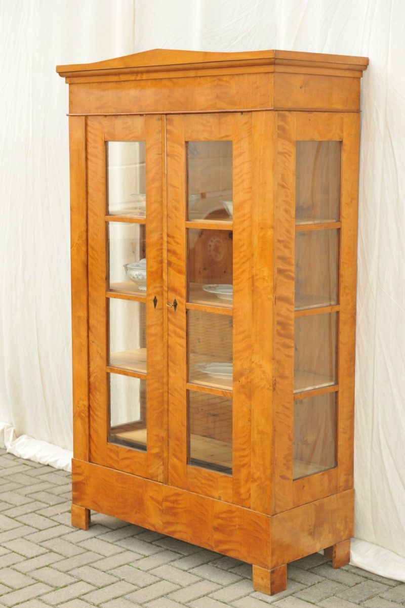 Biedermeier_Vitrinenschrank_Birke_2627