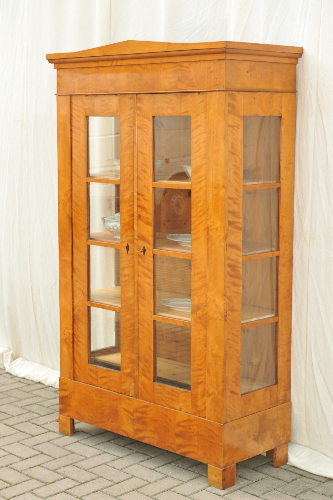 Biedermeier_Vitrinenschrank_Birke_2627