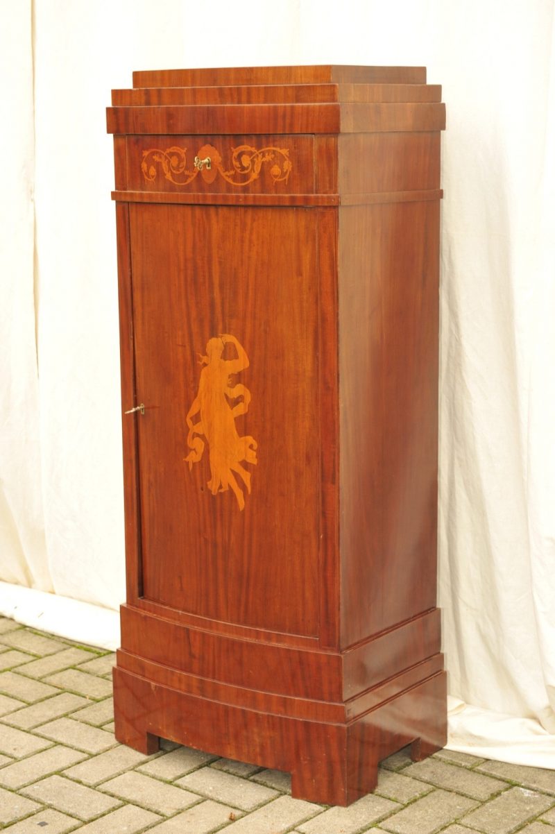 Biedermeier_Pfeilerschraenkchen_2657