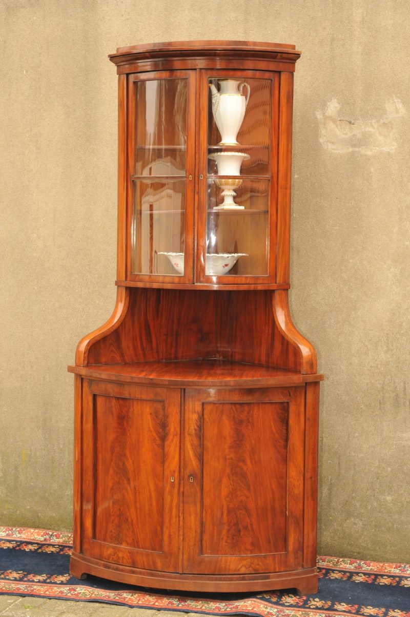 Biedermeier Eckschrank Mahagoni - Antik im Hof - antiker Eckschrank