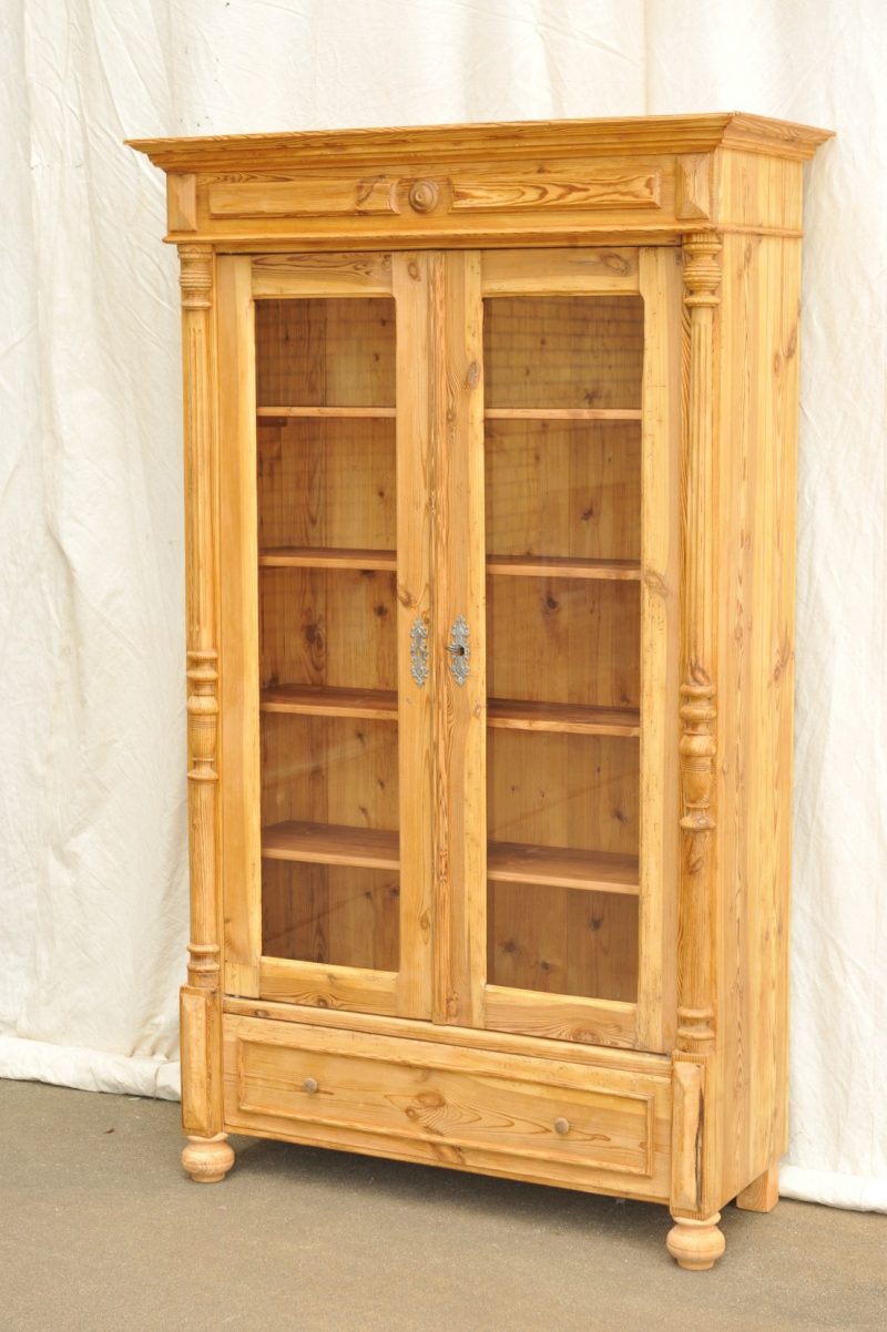 Buecherschrank_Gruenderzeit_Kiefer_2764