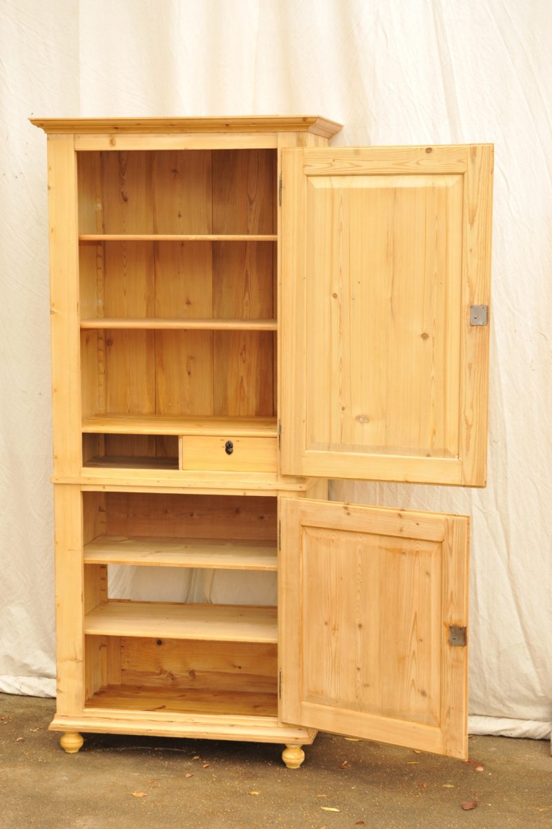 Biedermeier Wirtschaftsschrank Pfeilerschrank - Antik im Hof - antiker