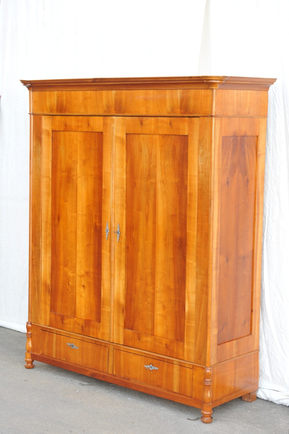 Biedermeier_Kleiderschrank_Kirsche_2920