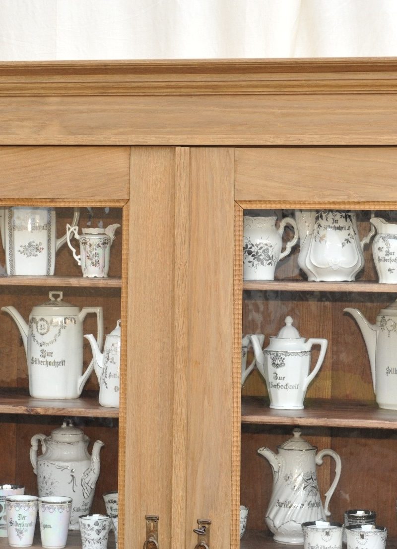 Antiker Vitrinenschrank Eiche - Antik im Hof - antike große Vitrine