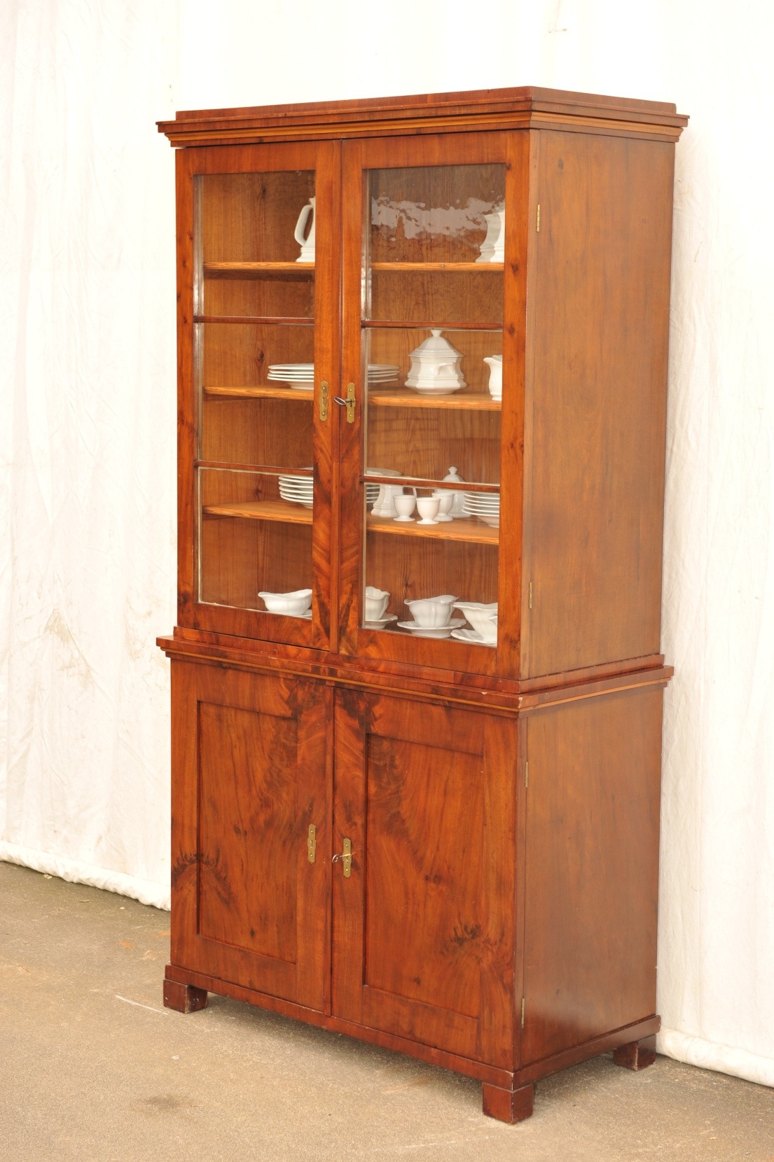 Biedermeier Vitrine zweiteilig