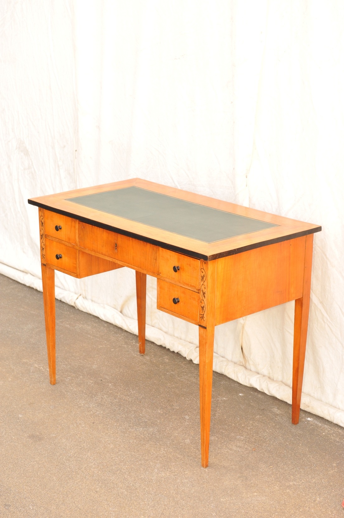 Bureau plat Kirsche