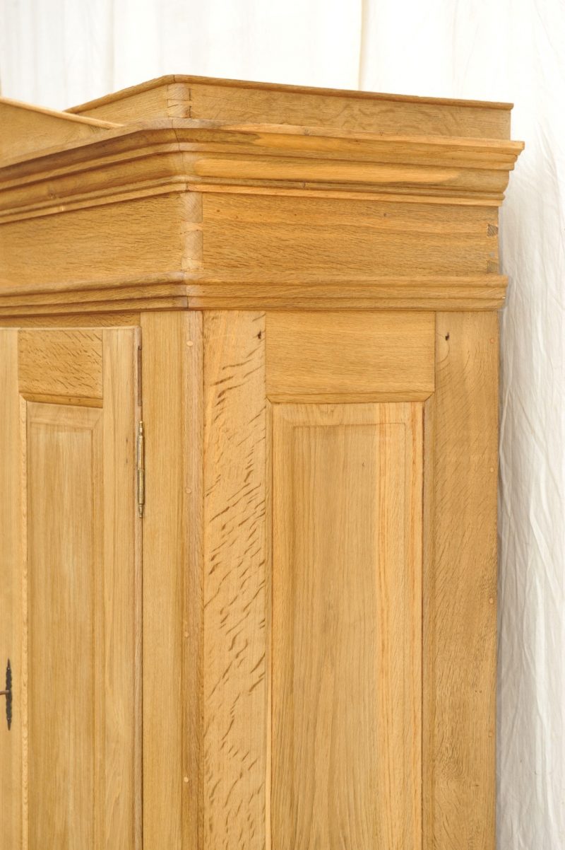 Eichenschrank Biedermeier - Antik im Hof - antiker Eichenschrank