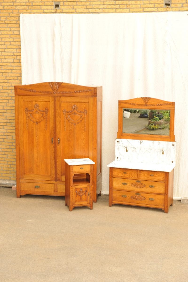 Schlafzimmer Eiche Jugendstil - Antik im Hof - antikes Schlafzimmer