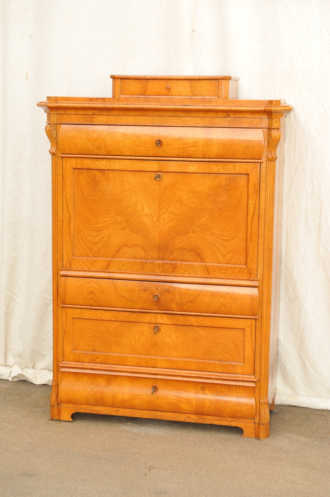 Schreibschrank Esche furniert von 1850