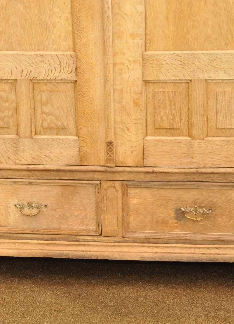 Eichenschrank Gründerzeit - Antik im Hof - antiker Eichenschrank mit