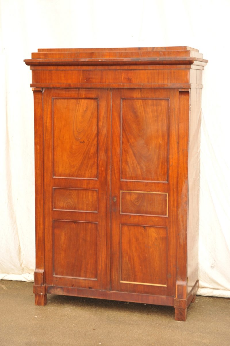 zweitüriger Schrank Biedermeier Mahagoni