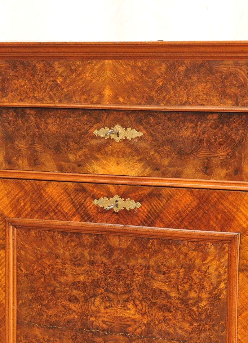 Detail Schreibschrank Gründerzeit Nussbaum/ Nusswurzel -Furnier