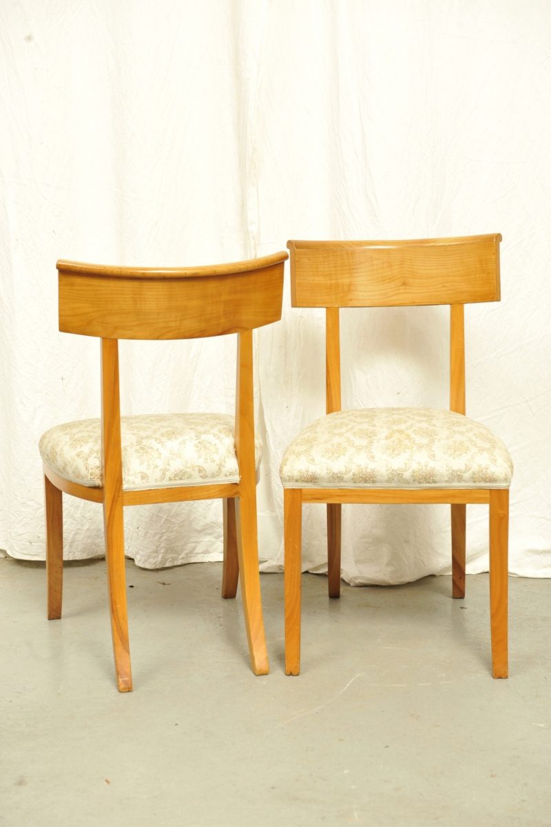 6 Stühle und Ausziehtisch Kirsche
