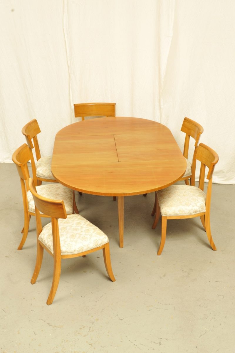 6 Stühle und Ausziehtisch Kirsche