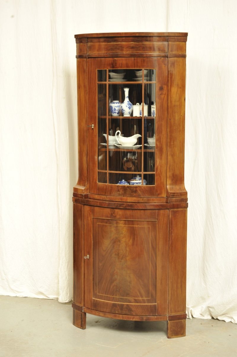 Eckvitrine Biedermeier Mahagoni