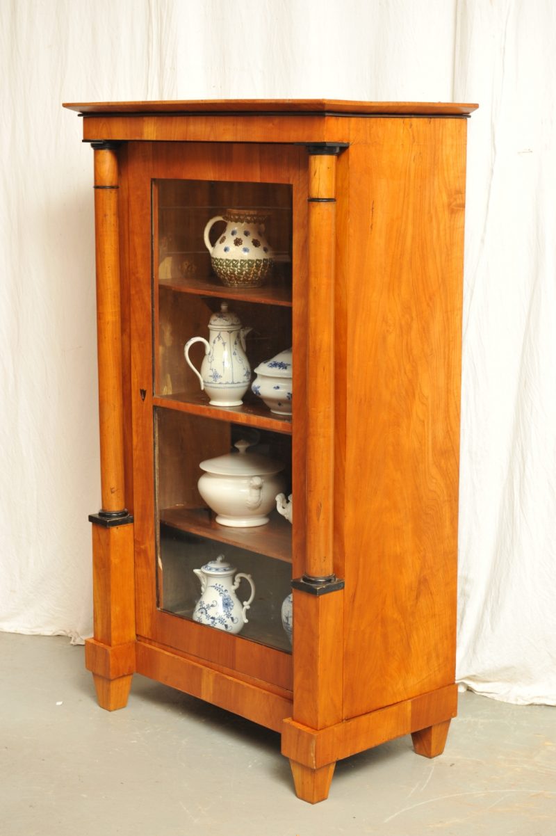 eintüriger Vitrinenschrank Biedermeier Kirsche