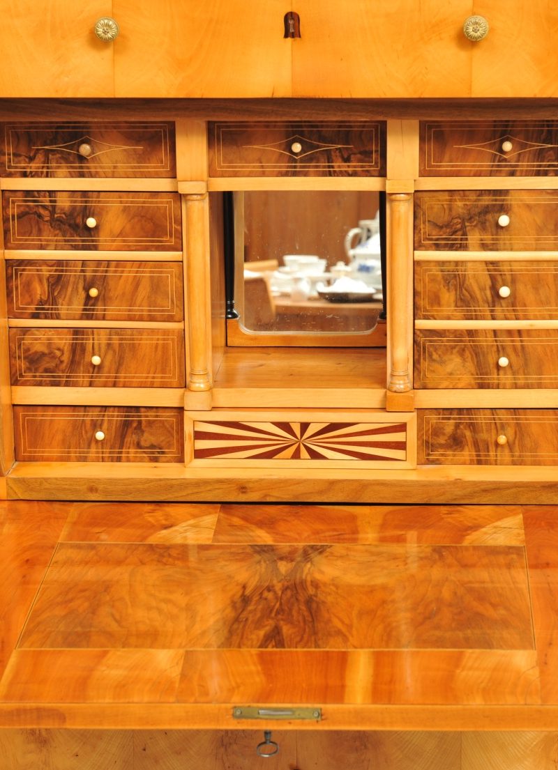 Detail Biedermeier Schreibschrank mitteldeutsch