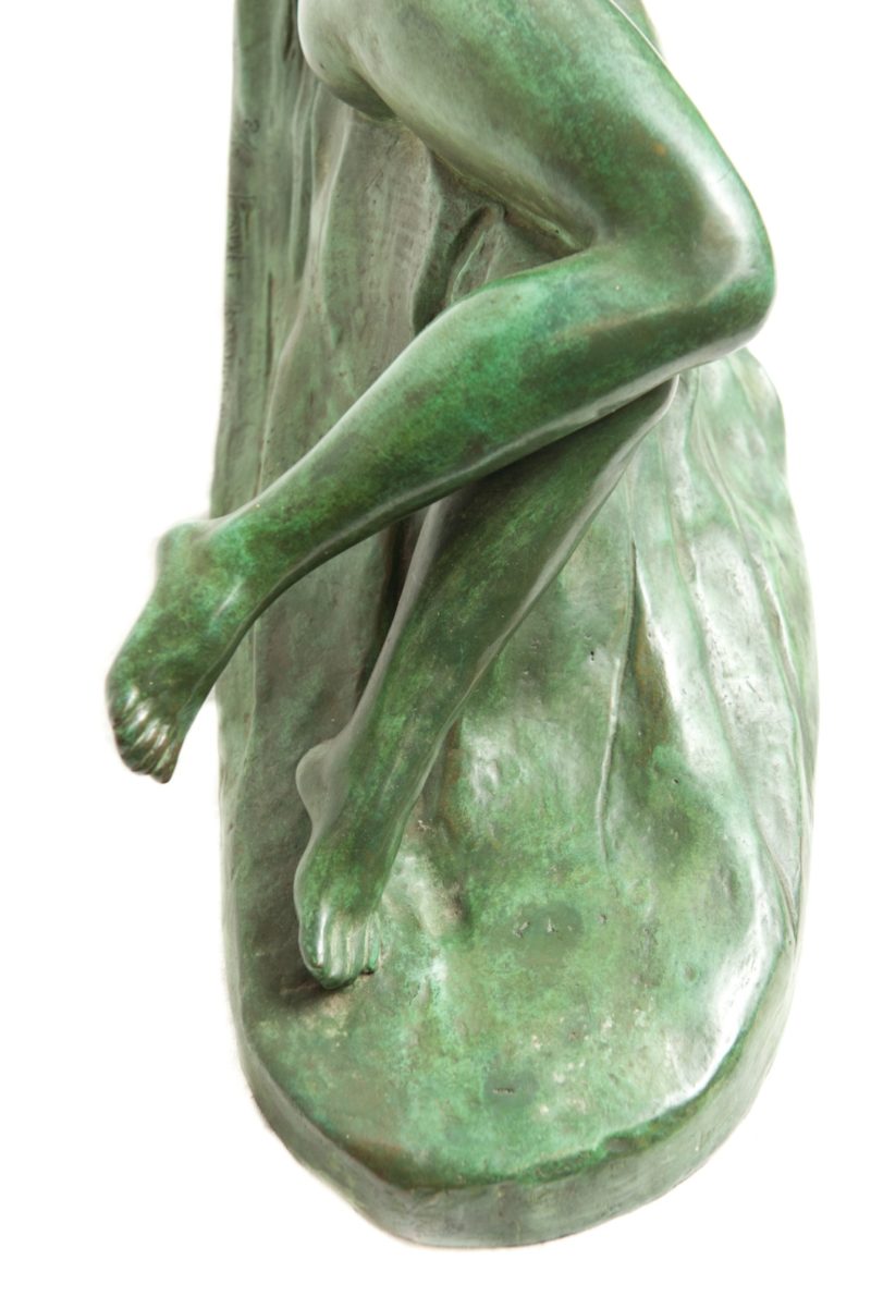 Detail Art-Deco-Bronze-Frauenstatue von Paule Bisman