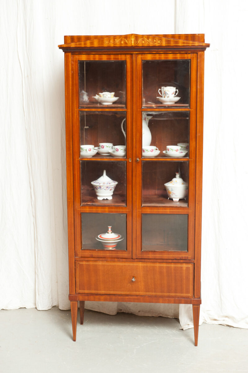 kleiner Vitrinenschrank Biedermeier Mahagoni
