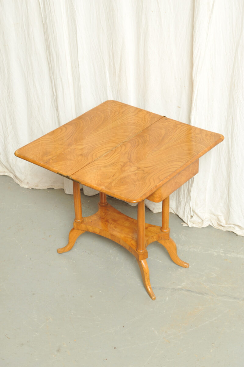 Spieltisch Wandeltisch Biedermeier Esche
