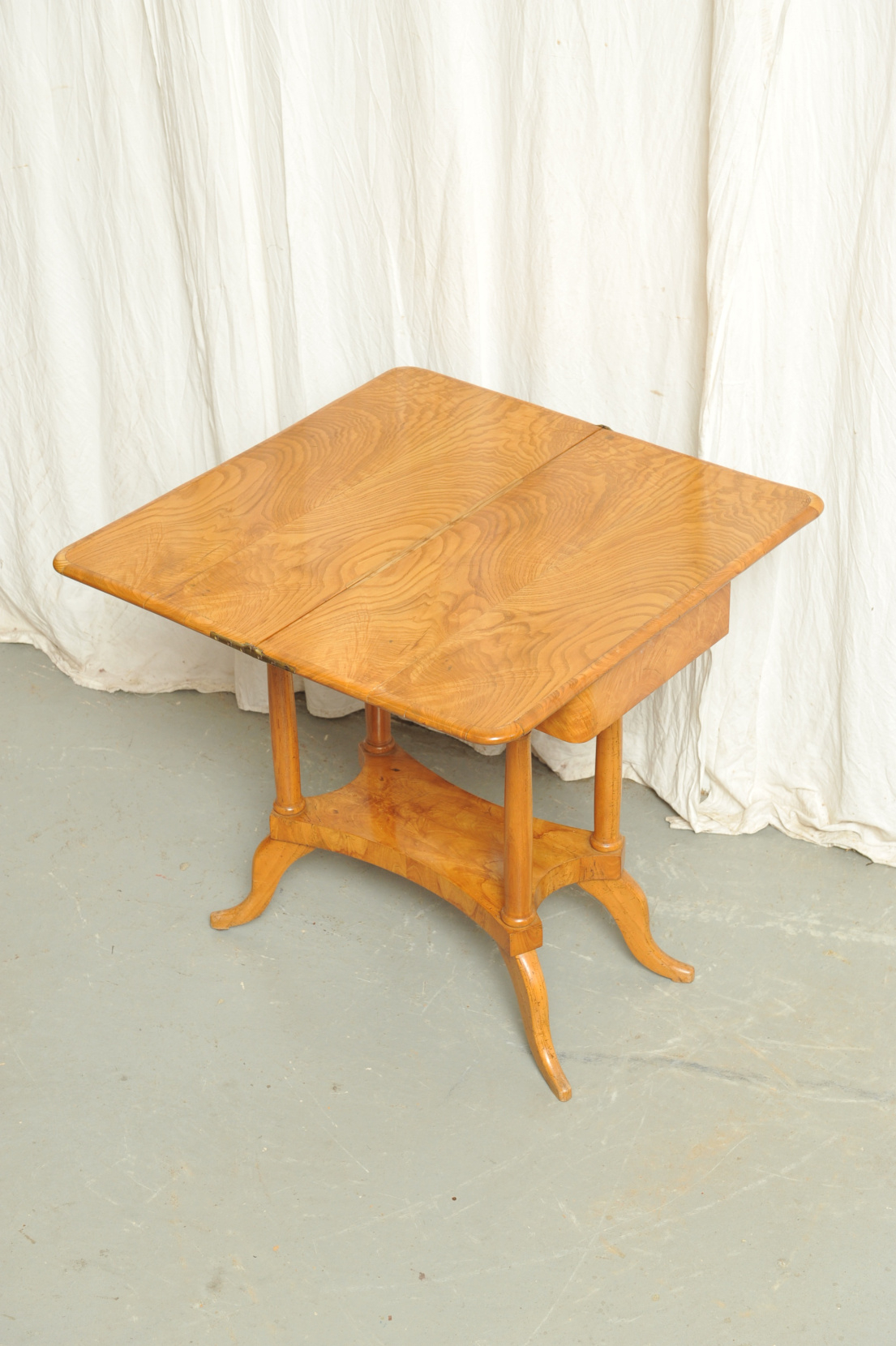 Spieltisch Wandeltisch Biedermeier Esche