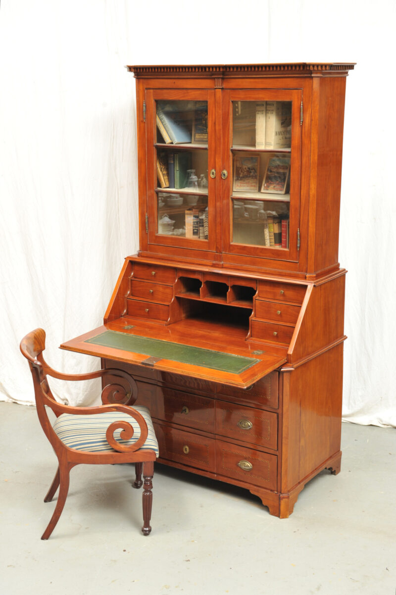 Louis Seize Aufsatzsekretär mit Feldermarketerie