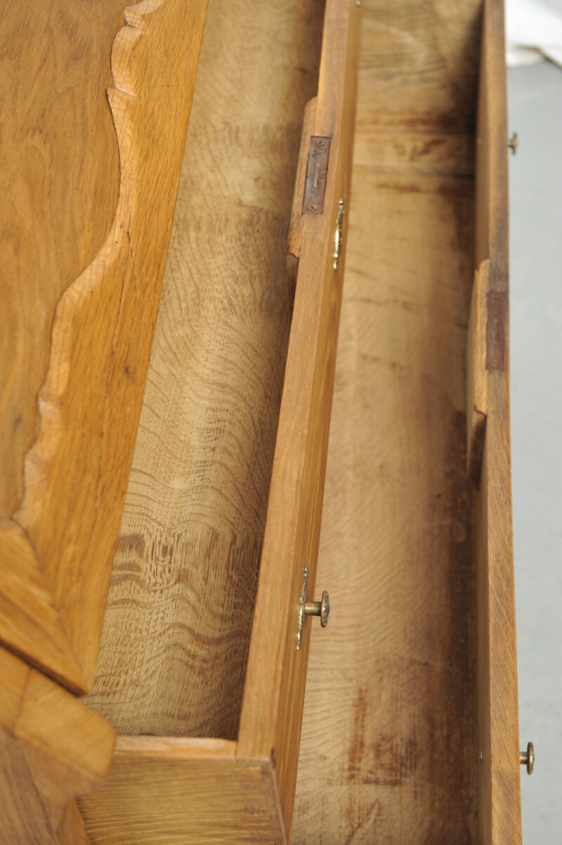 Detail Schrägklappensekretär Biedermeier Eiche